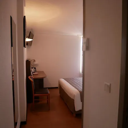 فندق Cevenol 3*